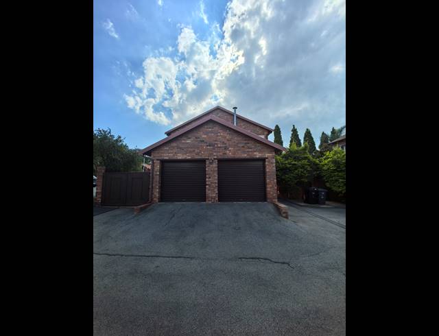 3 BEDROOM SECTIONAL TITLE FOR SALE IN WELTEVREDEN PARK